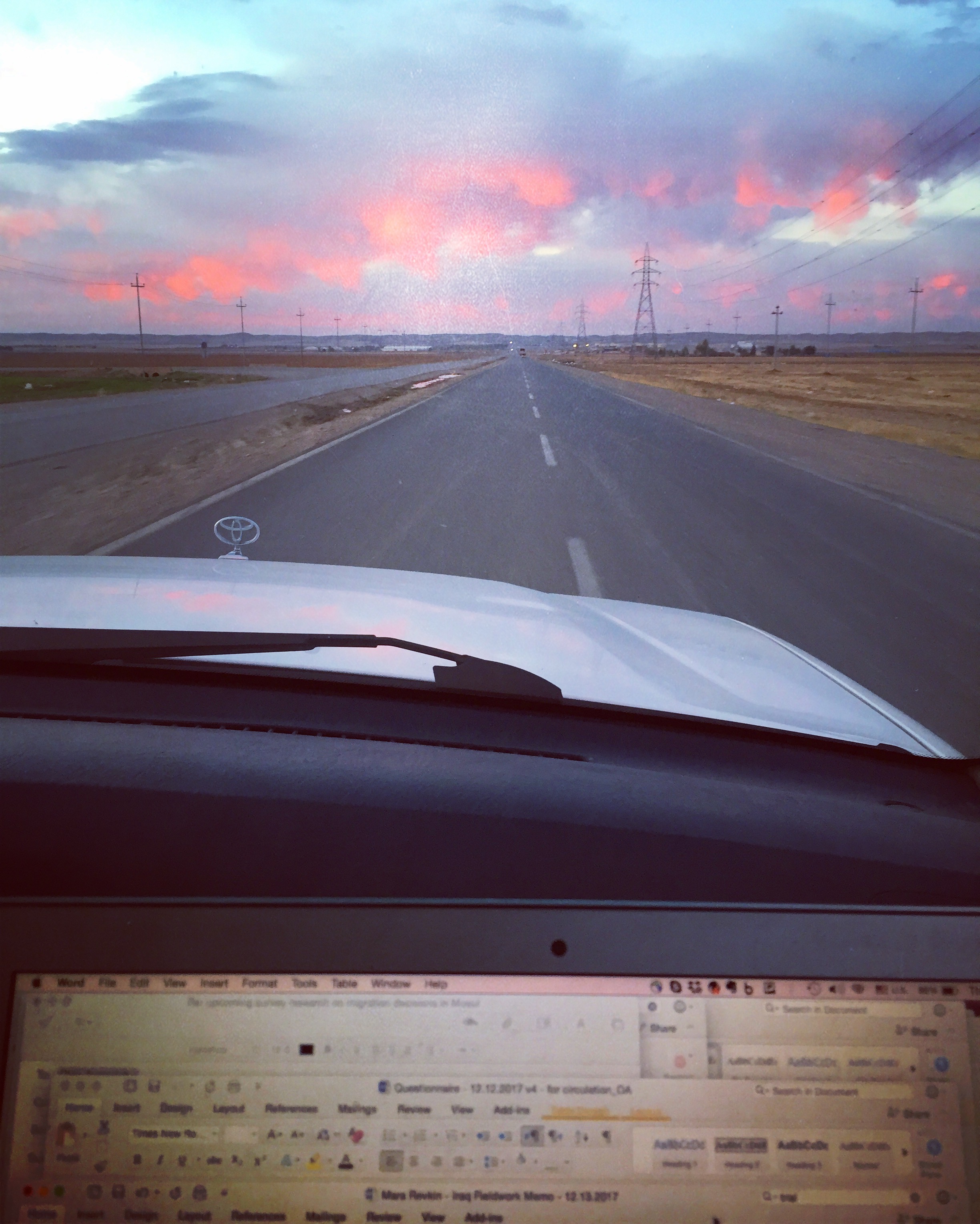 Writing on the road in Ninewa, Iraq (2017)